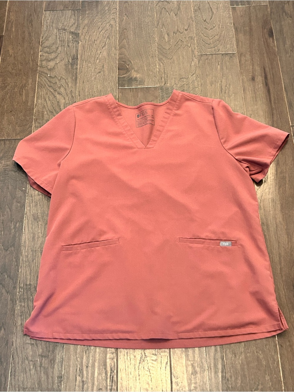 Figs Women’s V-Neck Scrub Top XXL STYLE NAME: CASMA
STYLE#: FW1100
PO# 2652